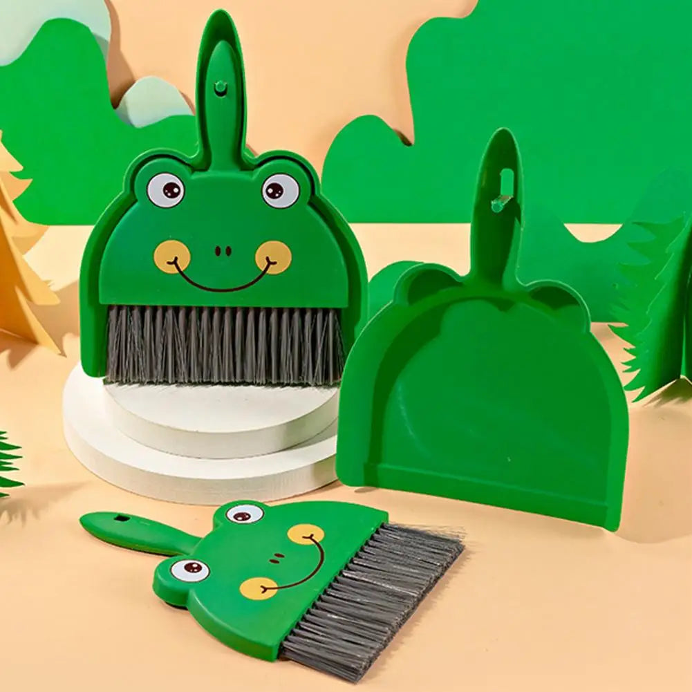 2Pcs/Set Small Broom Dustpan Set Cartoon Rabbit Bear Frog Pattern Keyboards Cleaning Mini Broom Dustpan Set