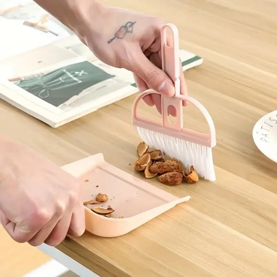 Plastic Mini Broom and Dustpan Set, Desktop Cleaning Brush with Dust Cover for Home & Office, Pink