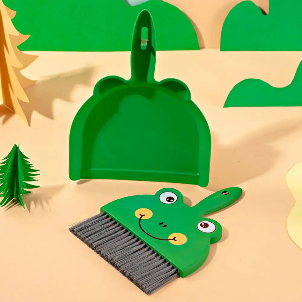 2Pcs/Set Small Broom Dustpan Set Cartoon Rabbit Bear Frog Pattern Keyboards Cleaning Mini Broom Dustpan Set